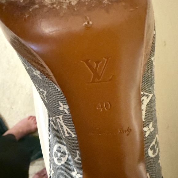Loui Vuitton heels - Picture 6 of 7
